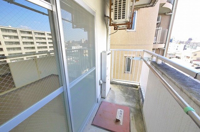 バルコニー　洗濯物もしっかり干せますよ。