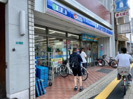 コンビニ　ローソン 昭和町店（コンビニ）まで269m