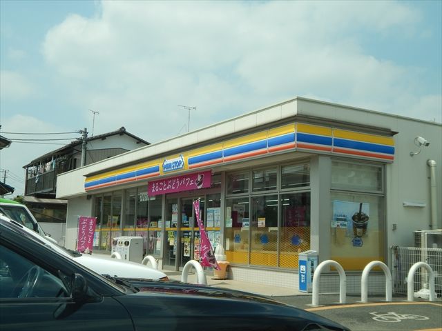 コンビニ　ミニストップさいたま岩槻諏訪店（コンビニ）まで374m