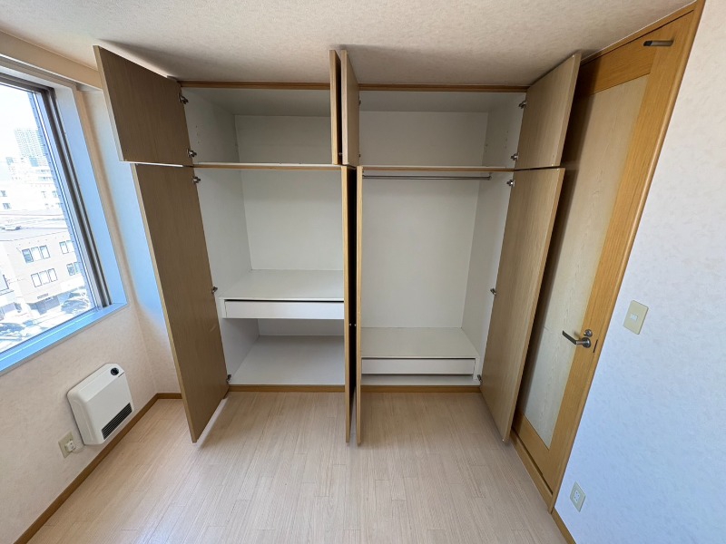 収納　収納もバッチリあるのでお部屋が片付きますよ！