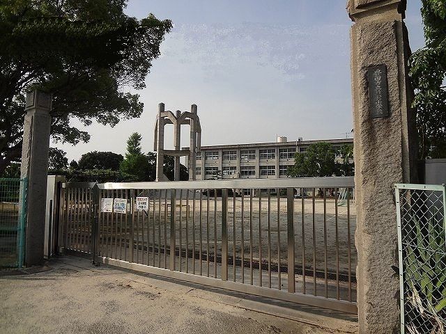 小学校　豊田市立竹村小学校（小学校）まで701m
