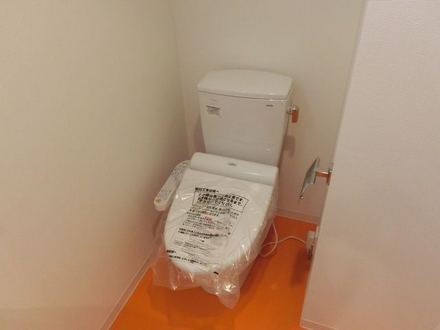 トイレ　★ウォシュレット付のおトイレです★