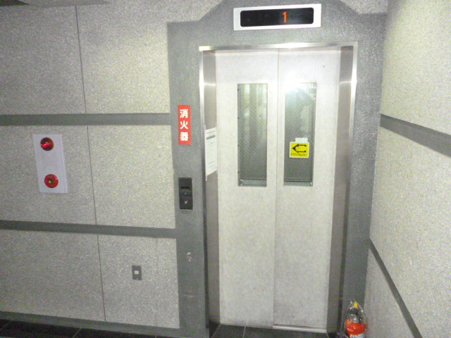 玄関　シンプルで使いやすい玄関です