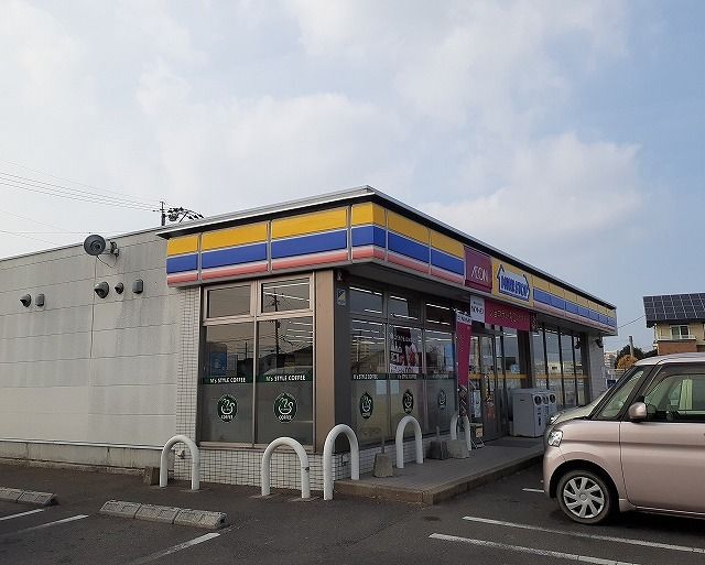 コンビニ　ミニストップ 佐賀大財2丁目店（コンビニ）まで9m