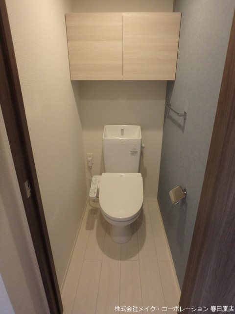 トイレ　写真は同型タイプ