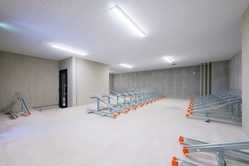 その他共有部分　屋内駐輪場付きです♪