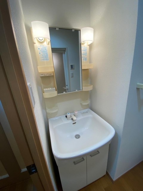 洗面設備　※別部屋参考写真