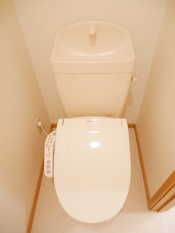 トイレ　図面と現状に相違がある場合には現状を優先