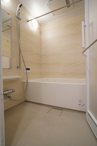 バス・シャワールーム　バス※別部屋参考写真