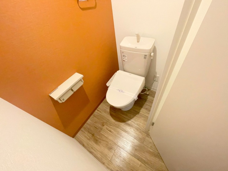 トイレ　ウォシュレット付きで快適な環境です♪