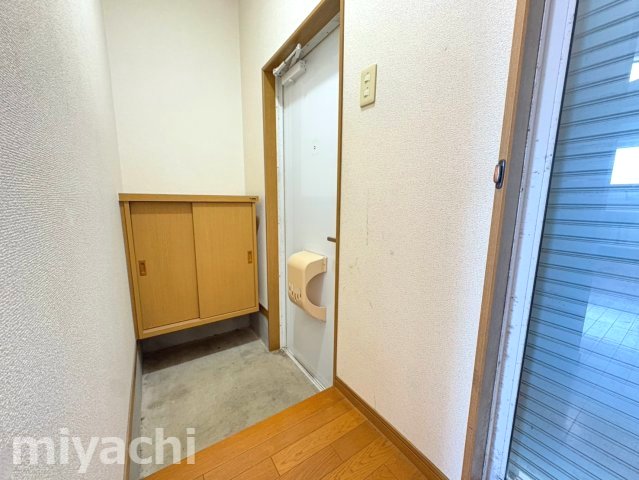 ＪＲ高徳線 吉成駅 徒歩36分 2階建 築28年の玄関写真