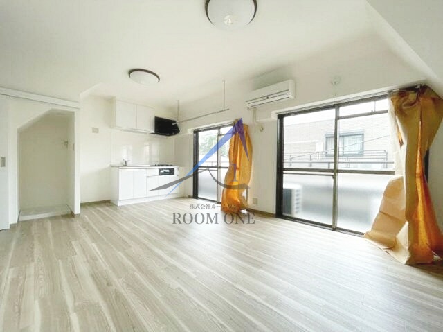 居室・リビング　洋室のお部屋です。