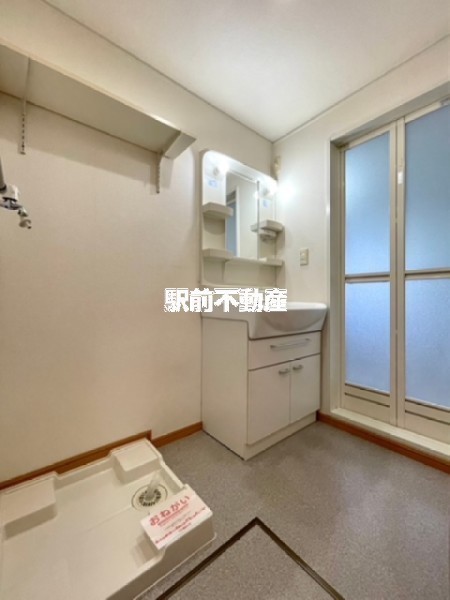 西鉄天神大牟田線 犬塚駅 徒歩8分 2階建 築19年の内装写真