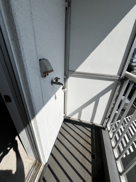 洗面設備　別部屋参考写真です