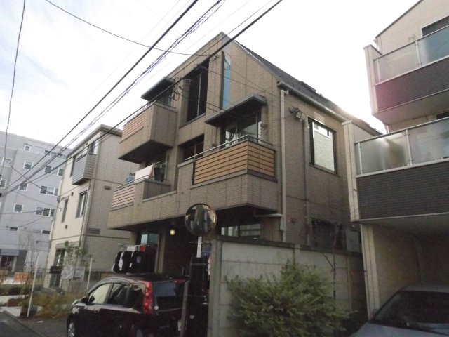 建物外観　落ち着いた雰囲気の外観です