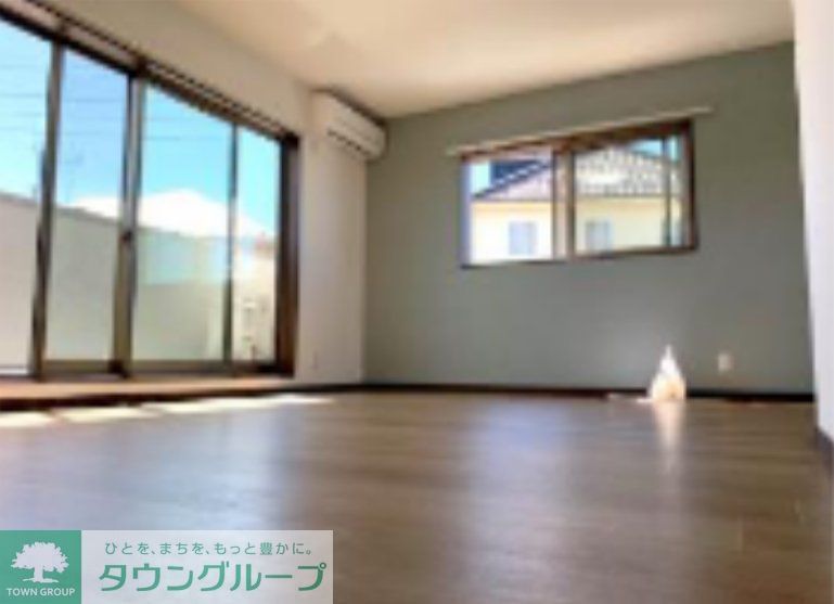 居室・リビング　※反転タイプ201号室の参考写真です　現況優先