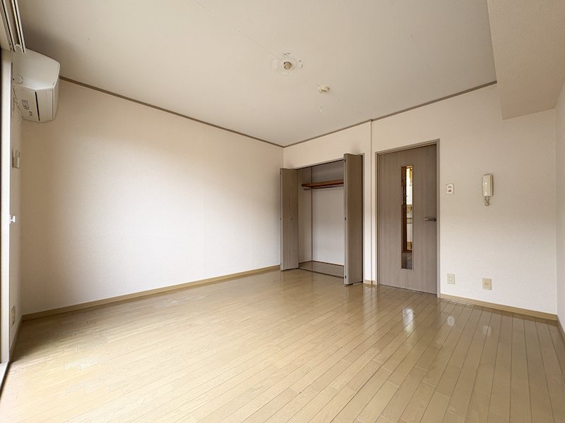 居室・リビング　※同アパート別部屋の写真です