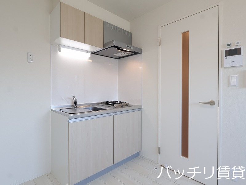 キッチン　別号室タイプの為現状を優先致します。