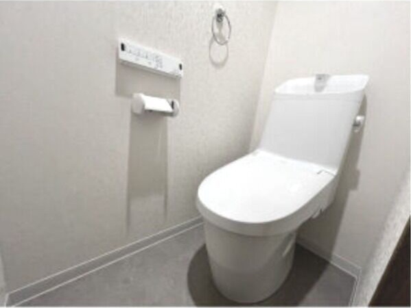 ＪＲ東海道本線 塚本駅 徒歩9分 3階建 築5年のトイレ写真