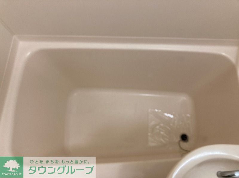 東京メトロ南北線 麻布十番駅 徒歩2分 12階建 築26年の風呂写真
