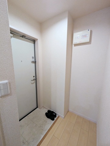 玄関　広々玄関