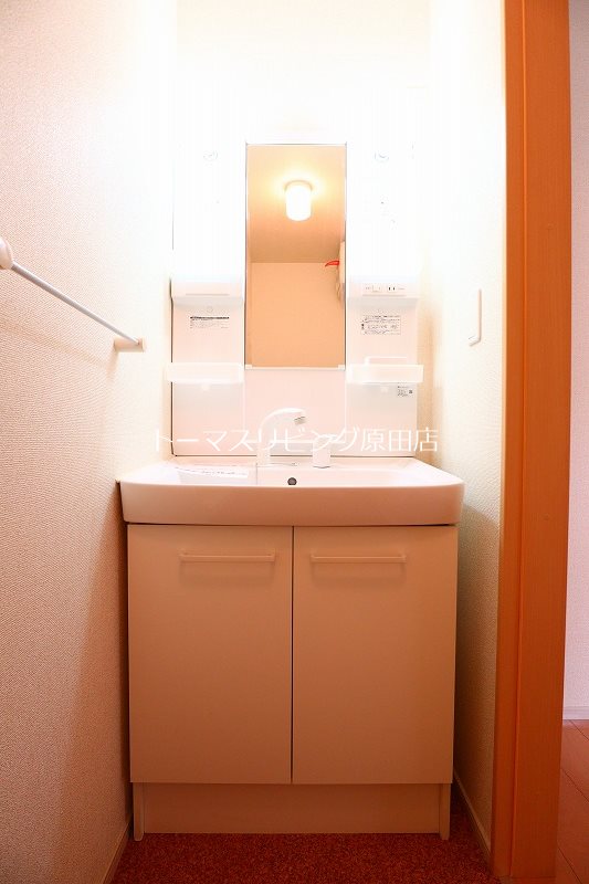 洗面設備　102号室写真