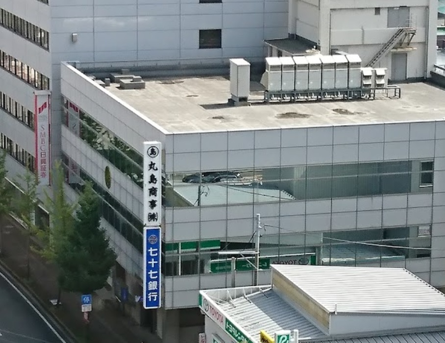 銀行　七十七銀行秋田支店（銀行）まで890m