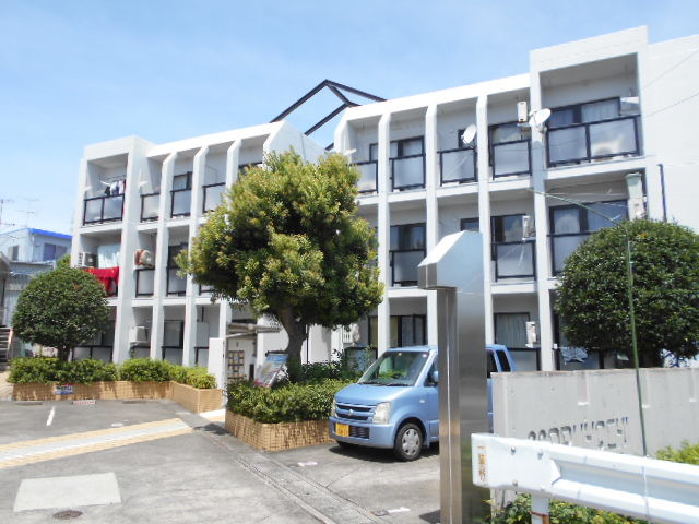 浜松市中央区上島のマンションの建物外観