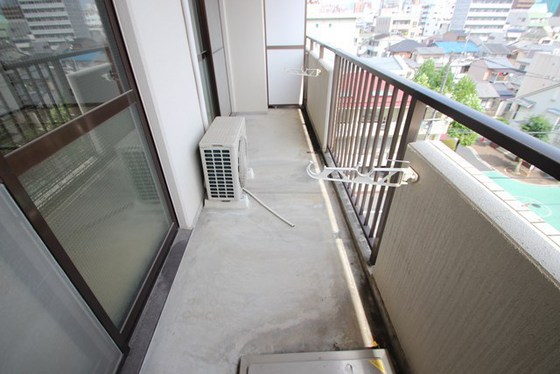 バルコニー　※別部屋の写真です