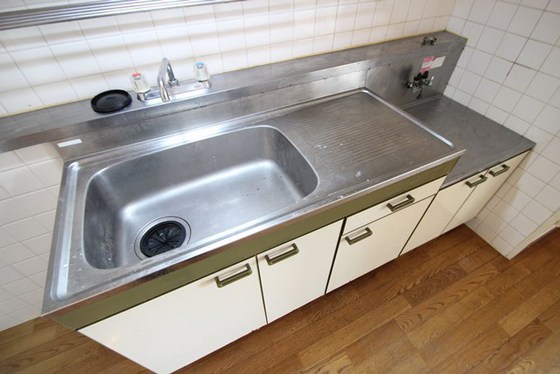 キッチン　※別部屋の写真です