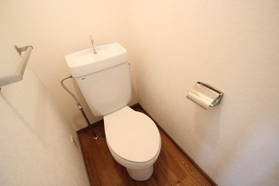 トイレ　※別部屋の写真です