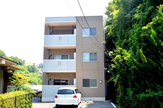 広島市西区己斐上のマンションの建物外観