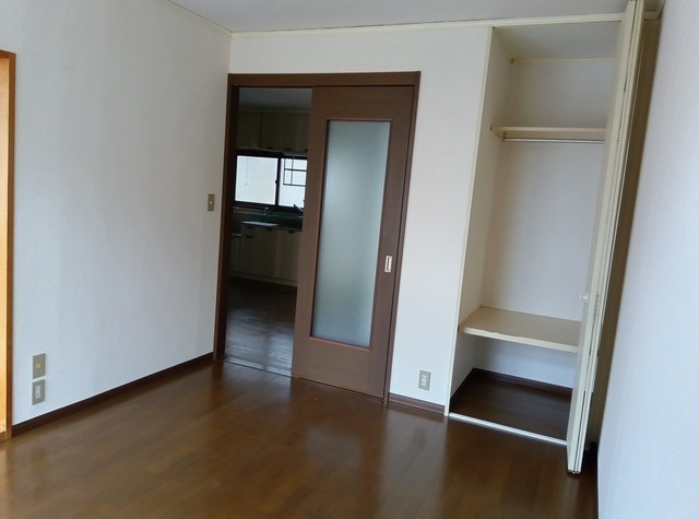 収納　洋室収納