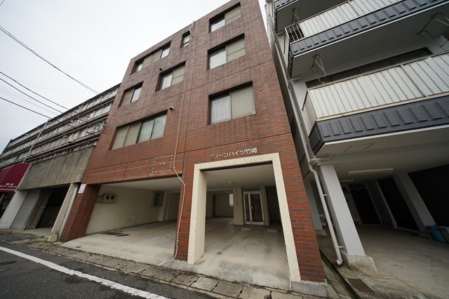 下関市竹崎町のマンションの建物外観