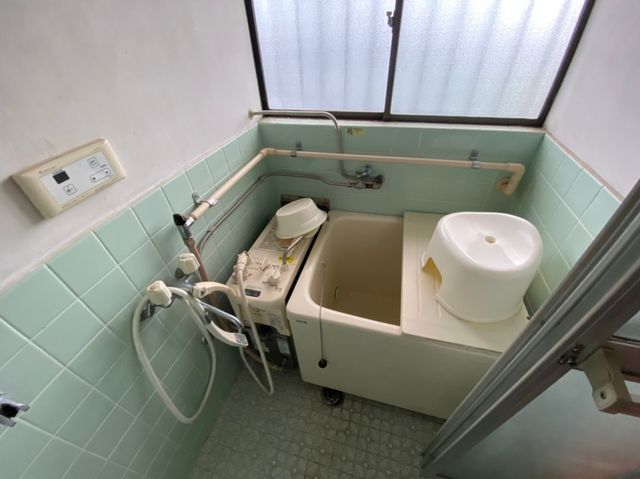 バス・シャワールーム　バス