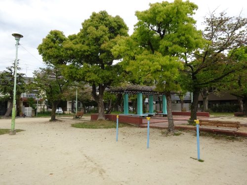 【メリヤス鳴尾の公園】