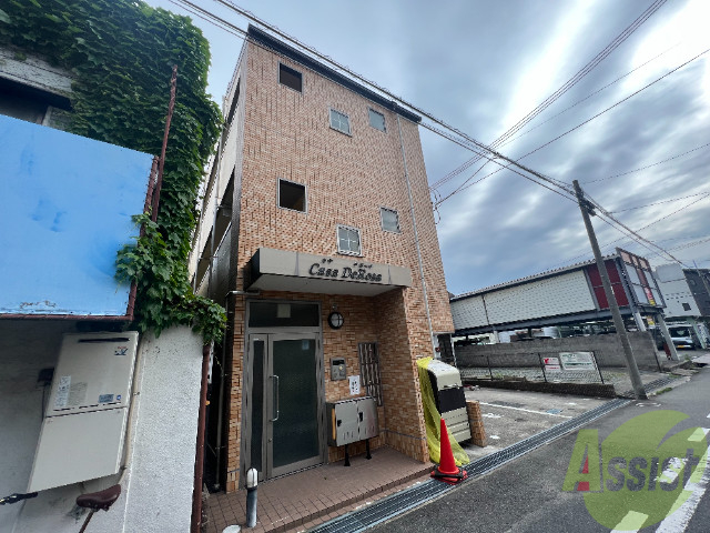 【尼崎市東難波町のマンションの建物外観】