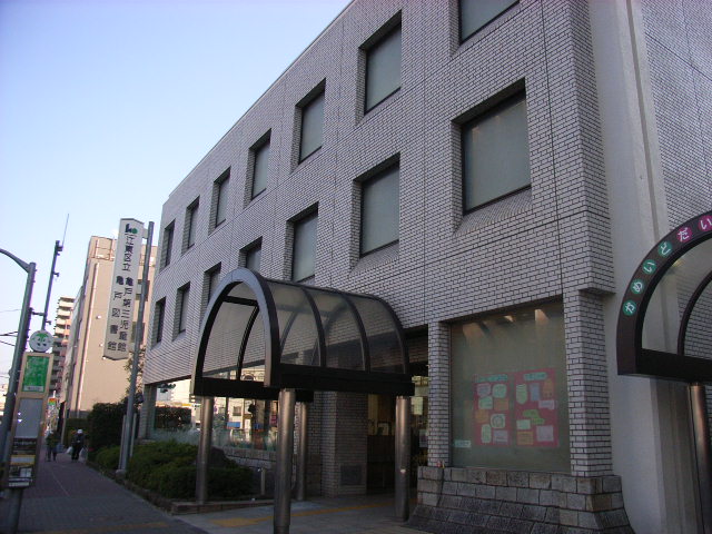 【江東区亀戸のマンションの図書館】