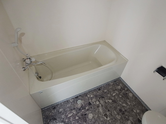 バス・シャワールーム　ワイドタイプのバスルーム