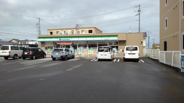 【鈴鹿市白子町のアパートのコンビニ】