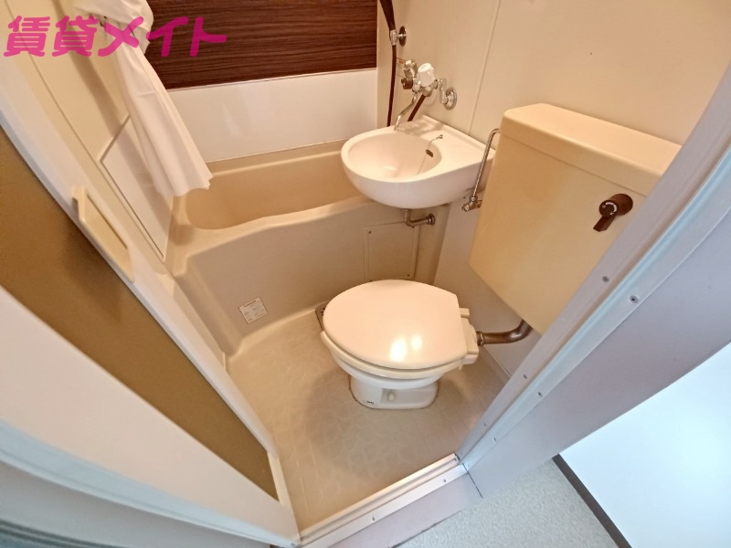 バス・シャワールーム