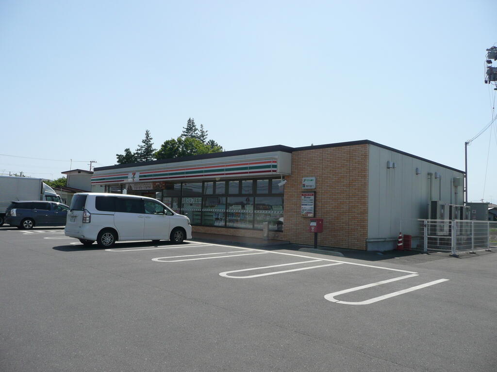 コンビニ　セブンイレブン矢吹東郷店（コンビニ）まで722m