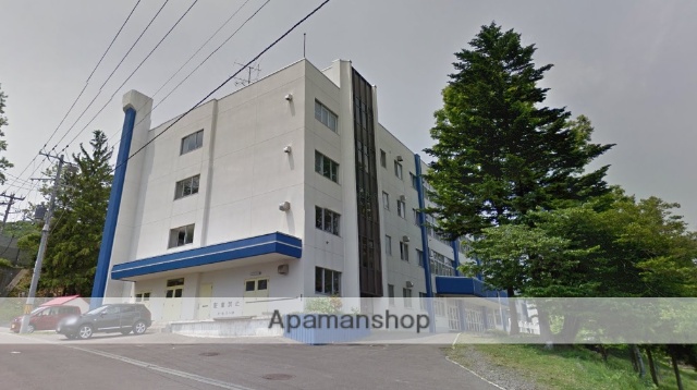 中学校　銭函中学校（中学校）まで2040m