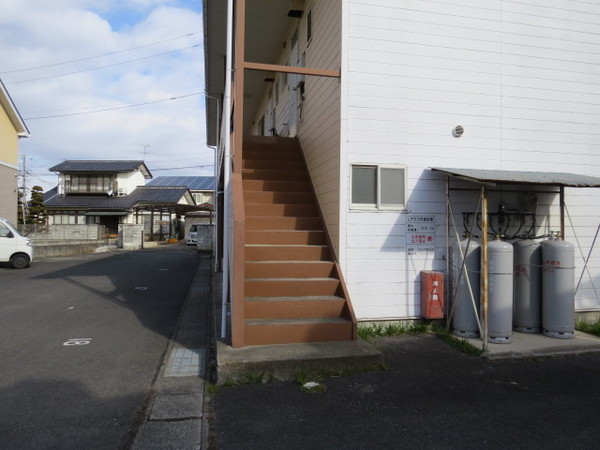 アイムズガーデン15B棟の外観写真