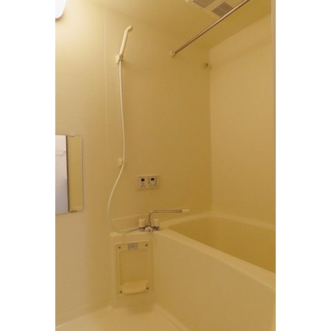 バス・シャワールーム　お風呂です