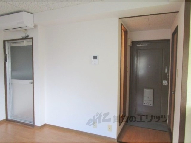 居室・リビング　洋室