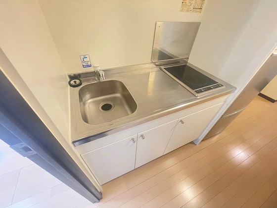 キッチン　※別部屋の写真です