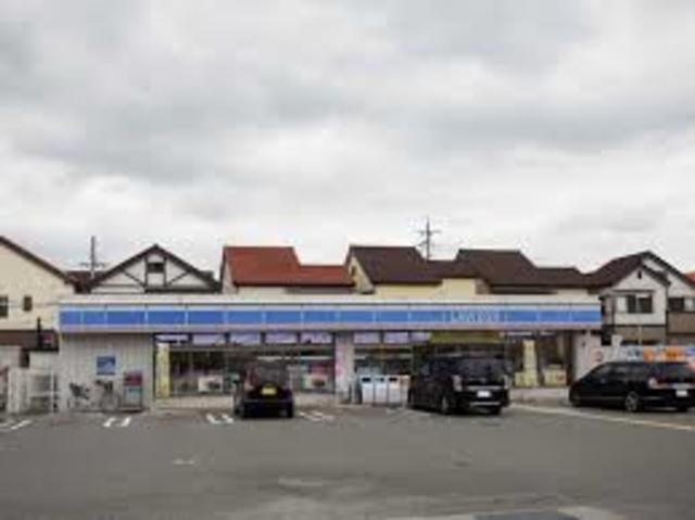 コンビニ　ローソン柏原石川町店（コンビニ）まで371m