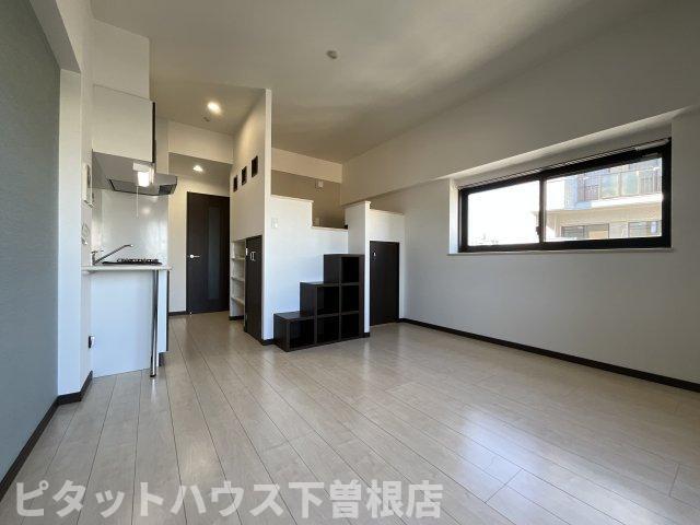 居室・リビング　リビング