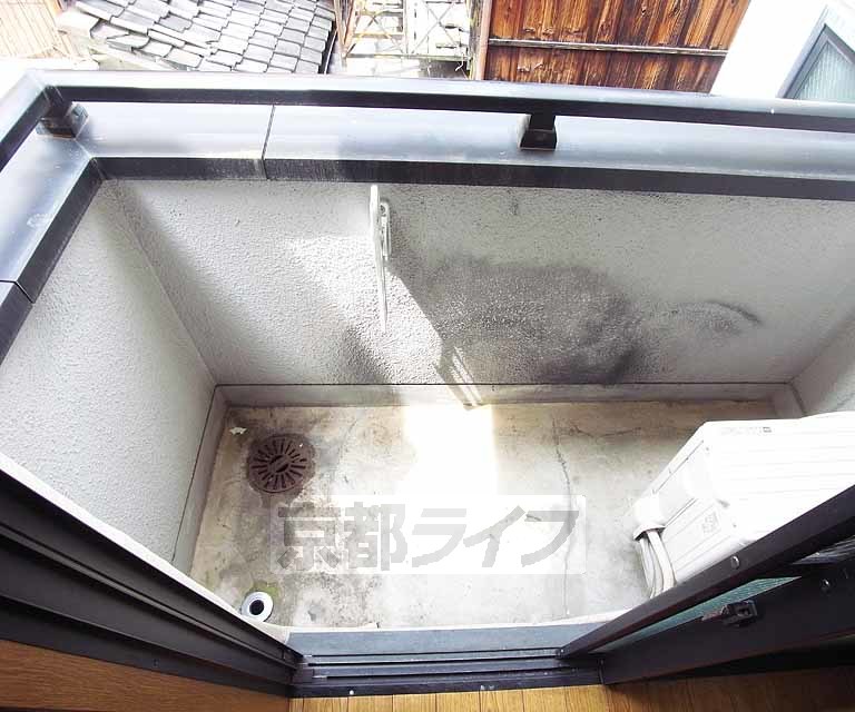 バルコニー　懐かしいバルコニーですね